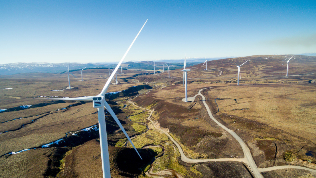 Mars sources renewable electricity for 100% of its UK manufacturing operations from Eneco UK's Moy Wind Farm in the Scottish Highlands.