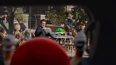 Mars Wrigley Brand, M&M’S®, features Dan Levy alongside beloved M&M’S Spokescandies in new spot, seeking to make people smile.