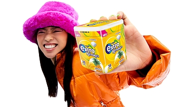 EXTRA Refreshers Lifestyle Shot 3 quer