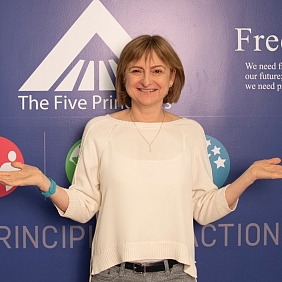 Nici Bush Hero Image