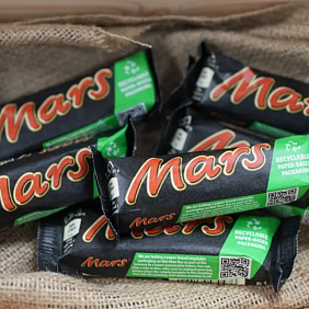 Mars bars with new recyclable packaging 