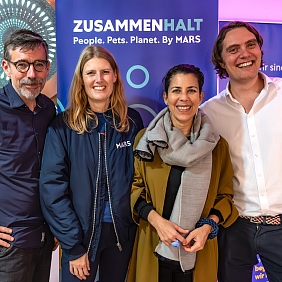 Zusammen Halt Pressefoto